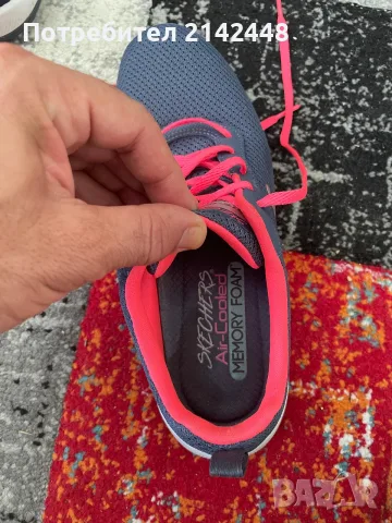 Продавам дамски маратонки розово и синьо - Skechers, снимка 5 - Маратонки - 55972546