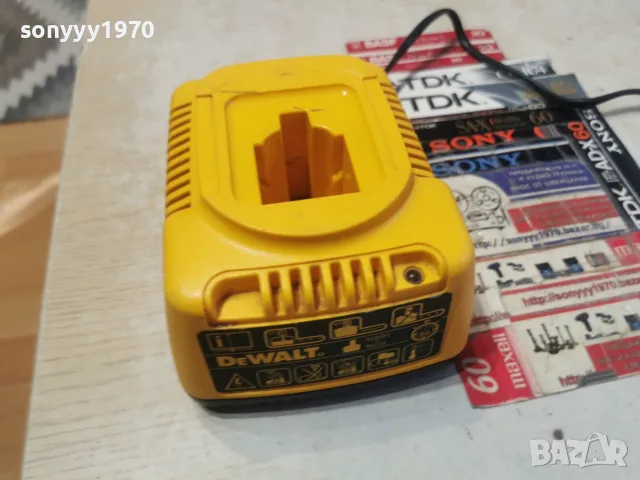 DEWALT DE9116 BATTERY CHARGER-GERMANY 0509261829L4, снимка 4 - Винтоверти - 55962398