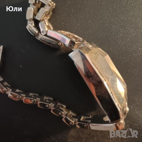 Дамски часовник, снимка 2 - Дамски - 53307537