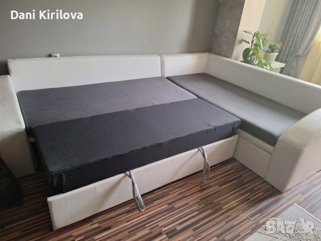 Ъглов диван, снимка 4 - Дивани и мека мебел - 50461456