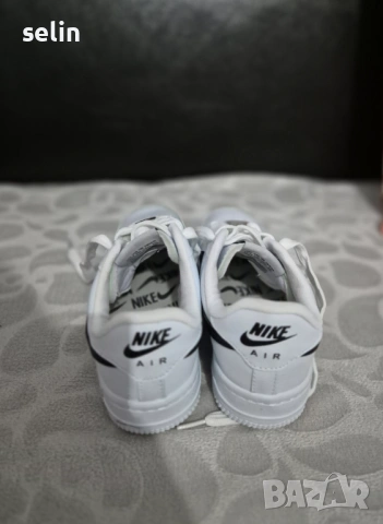 Нови Nikе маратонки, размер 36 - бяло и черно, снимка 3 - Маратонки - 53215329