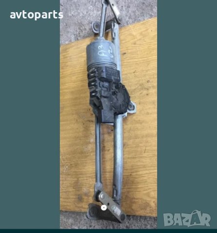 Audi a3 2002година машинка предни чистачки