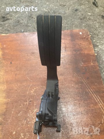 Renault clio 4 2015година 1.5dci ръчка Педал Газ, снимка 2 - Части - 40915271