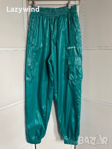 Adidas Originals cargo панталон , снимка 2 - Панталони - 40979609