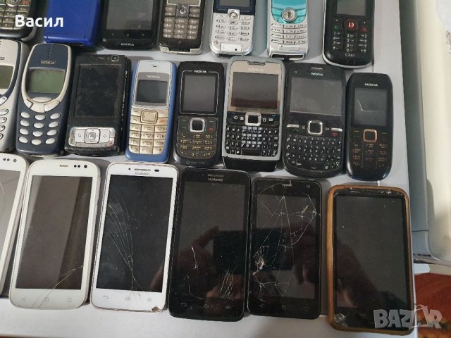 Телефони за скрап, има и работещи, снимка 3 - Nokia - 34476649