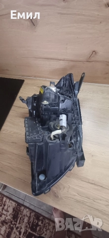 Продавам ляв фар за Тойота Авенсис 2004г., снимка 7 - Части - 51701665