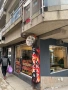 От собственик Магазин/Бистро с наемател в центъра., снимка 2