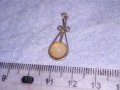СТАР СРЕБЪРЕН ПЕНДАНТ ВИСОКА ПРОБА СРЕБРО РЪЧНА АЖУРНА РАБОТА с ШЛИФОВАН ПОЛУСКЪПОЦЕНЕН КАМЪК 38606, снимка 4