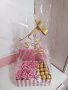 Кутия с бонбони и рози, снимка 1 - Романтични подаръци - 41647548