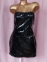 L Черна рокля от лак/ винил /, снимка 9