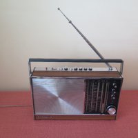 Vintage Grundig  Concert-Boy 208,   1967–1969г.,Ретро радио , снимка 3 - Радиокасетофони, транзистори - 41191157