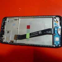 Продавам дисплей с рамка за Xiaomi Redmi 7 + протектор, снимка 1 - Xiaomi - 38730775
