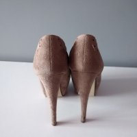 Дамски високи велурени обувки , снимка 4 - Дамски обувки на ток - 35900177