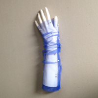 Дамски ръкавици без пръсти от син тюл с бели мъниста- 3009, снимка 4 - Ръкавици - 44818035