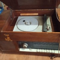 Радиограмофон Акорд 102, снимка 4 - Антикварни и старинни предмети - 44395906
