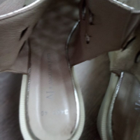 Продавам дамски обувкивки естествена кожа обувани са няколко пъти напълно запазени, снимка 4 - Сандали - 36505338