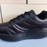 Дамски спортни обувки , снимка 2 - Дамски ежедневни обувки - 33804837