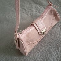 Дамска чанта розова Arcadia , снимка 1 - Чанти - 39470648