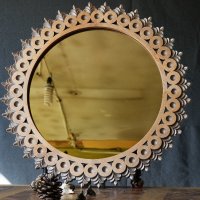 Огледало с дърворезбована рамка, снимка 8 - Огледала - 41420129