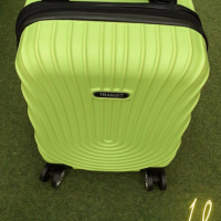 Куфар за ръчен багаж разнообразие от цветове , снимка 1 - Други стоки за дома - 44789088
