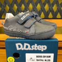 Детски светещи обувки D.D.Step, снимка 1 - Детски обувки - 40010997