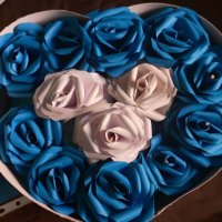 Подаръчни кутии от хартиени рози, снимка 2 - Романтични подаръци - 41684215