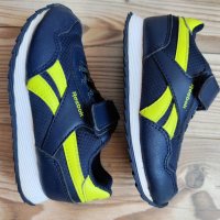 Детски маратонки Reebok 25 номер , снимка 2 - Детски маратонки - 42297589