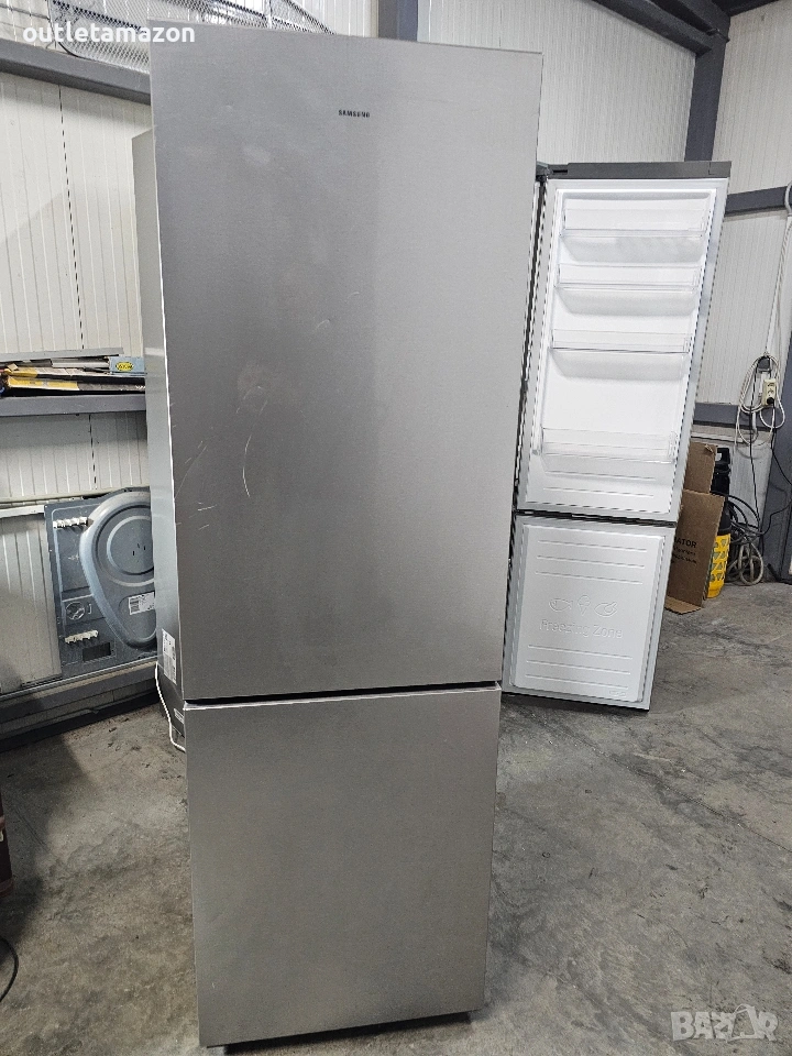 Хладилник с фризер SAMSUNG RB33B610ESA, снимка 1
