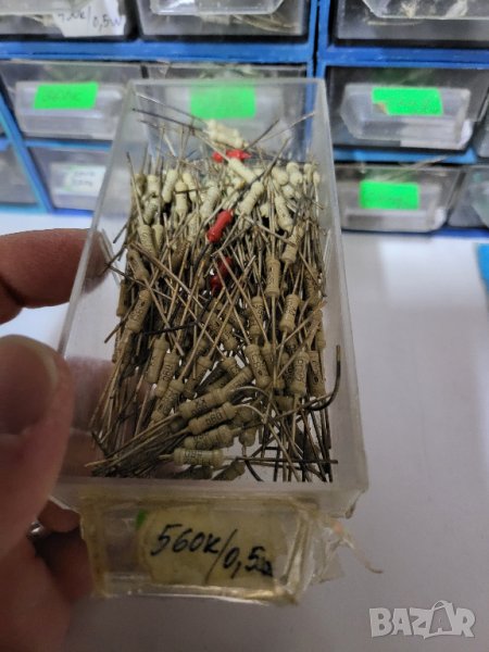 резистор, съпротивление 560 килоома 0,5 вата, снимка 1