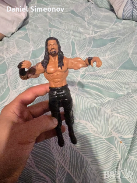 Продавам кеч фигура на Роуман Рейнс, снимка 1