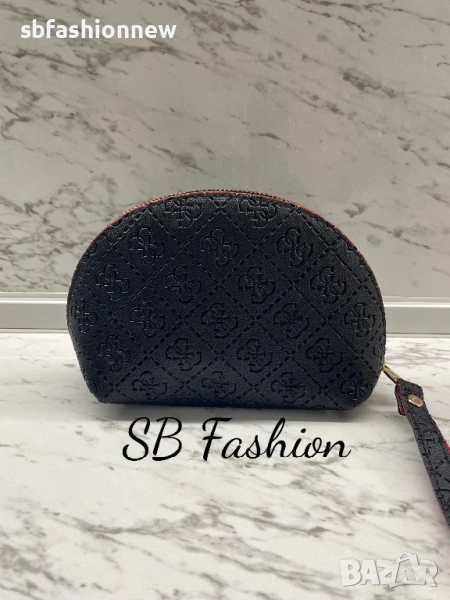 Несесер Guess, снимка 1