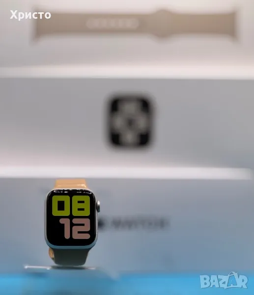 Apple Watch SE 2nd Gen, 40 мм, Starlight Aluminium Case, снимка 1
