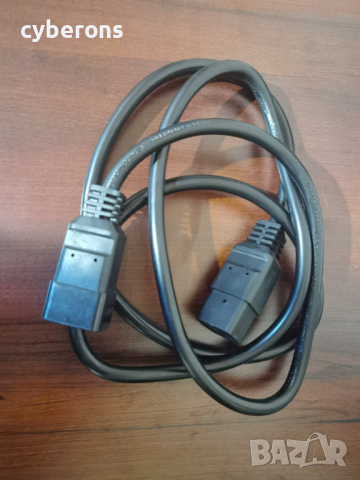 C19 към C20, захранващ кабел , снимка 3 - Кабели и адаптери - 44523513