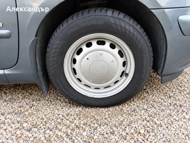 Peugeot 307 SW 2005 г., снимка 11 - Автомобили и джипове - 56404397