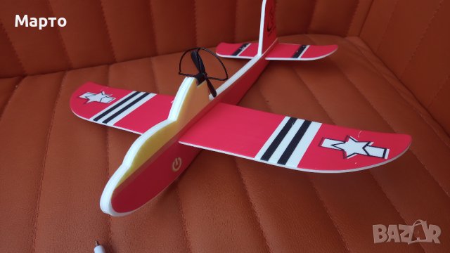 Отличен подарък за дете!!! Летящ детски самолет с електрически двигател и лед светлини, снимка 13 - Влакчета, самолети, хеликоптери - 42056235
