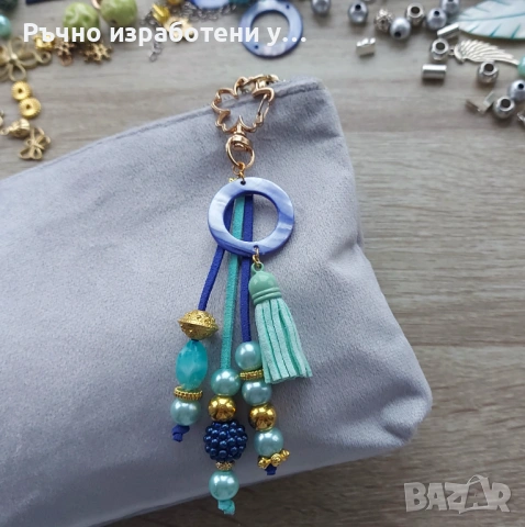 Украшение за чанта Вишнев цвят ръчна изработка