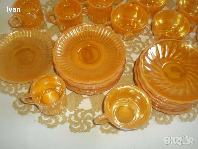 37 Части Нов Сервиз Кафе Чай Made in USA FIRE KING ANCHOR HOCKIN  Винтидж Цвят Праскова/Сьомга-1940г, снимка 14 - Сервизи - 39894665