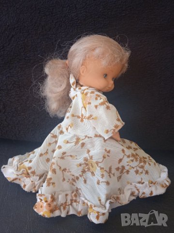 Ретро Кукла / Кукличка с пищна рокля, снимка 3 - Кукли - 44165043
