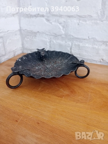 Стар пепелник от ковано желязо , снимка 8 - Антикварни и старинни предмети - 52484485