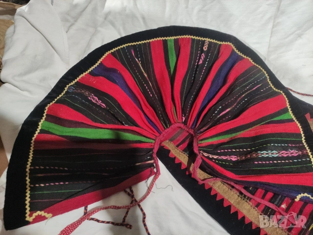 Автентични предна и задна престилка (Северняшка носия), снимка 6 - Антикварни и старинни предмети - 53135276