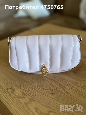 Оригинална чанта Michael kors, снимка 3 - Чанти - 53660059