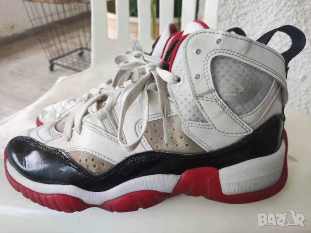 кожени Nike Jordan Jumpman Two Trey Concord Bred