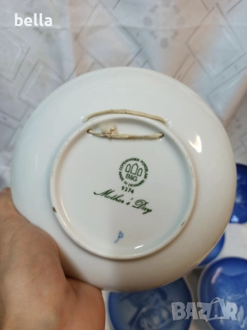 Порцеланова серия антикварни малки чинии за стена от серия Денят на майката - животни от 1970-1981 г, снимка 12 - Антикварни и старинни предмети - 52176223