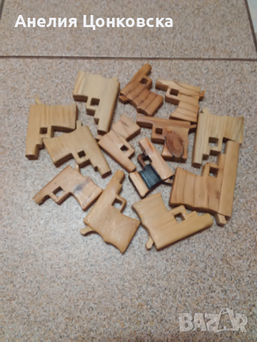 Мини пистолети от дърво, снимка 1