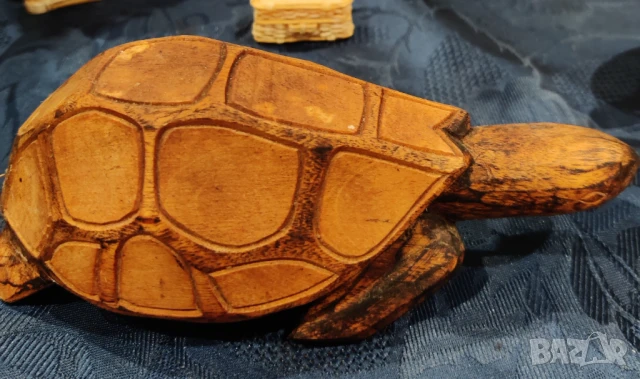 Дървени фигури за декорация. 