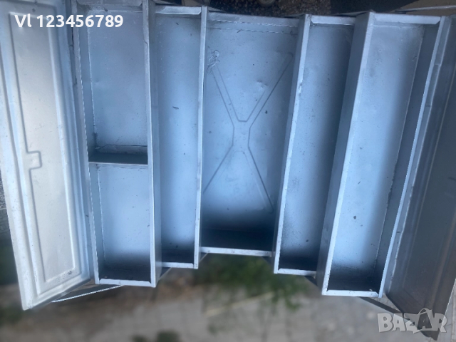 Метална кутия за инструменти тип акордеон  с 5 отделения и катинар, снимка 3 - Други инструменти - 51837932