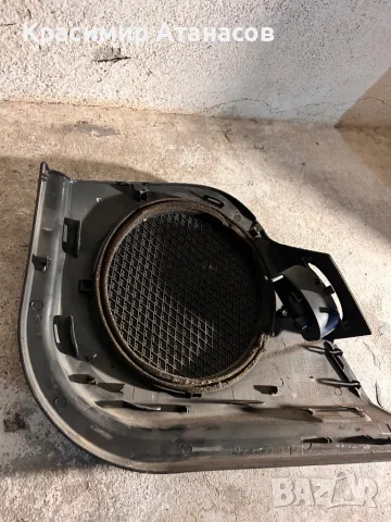 Лява решетка говорител кора за Мерцедес Е-класа W211.2002-2007г, снимка 2 - Части - 47869198