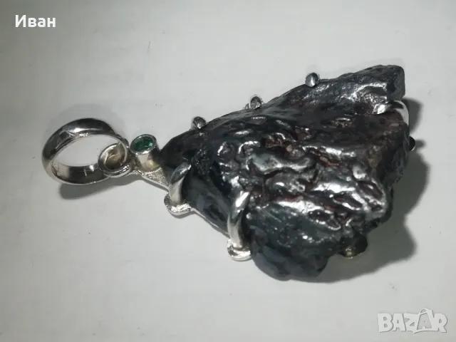 Сребърна висулка с Метеорит и Смарагд , снимка 4 - Колиета, медальони, синджири - 49343389