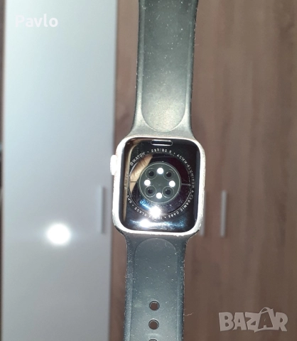 apple watch 40mm series 6, снимка 3 - Смарт гривни - 51666585