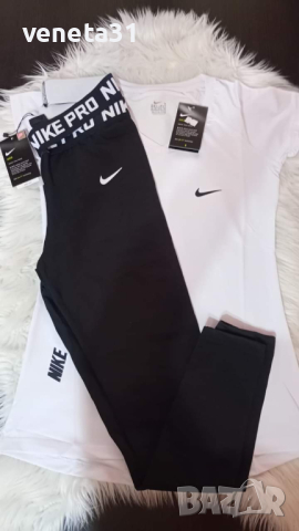 Дамски екипи Nike, снимка 1 - Спортни екипи - 44667155